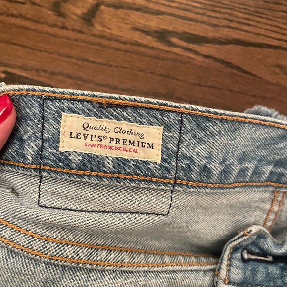 Levi’s 501 shorts - Picture 3 of 3